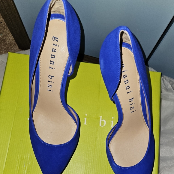 Gianni Bini Women Stilletos Dress Pumps NWOT - Picture 2 of 16